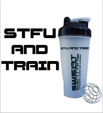 700ML PROTEIN SHAKER BOTTLE INC BALL  SPORTS DRINK SUPPLEMENTS PRO 