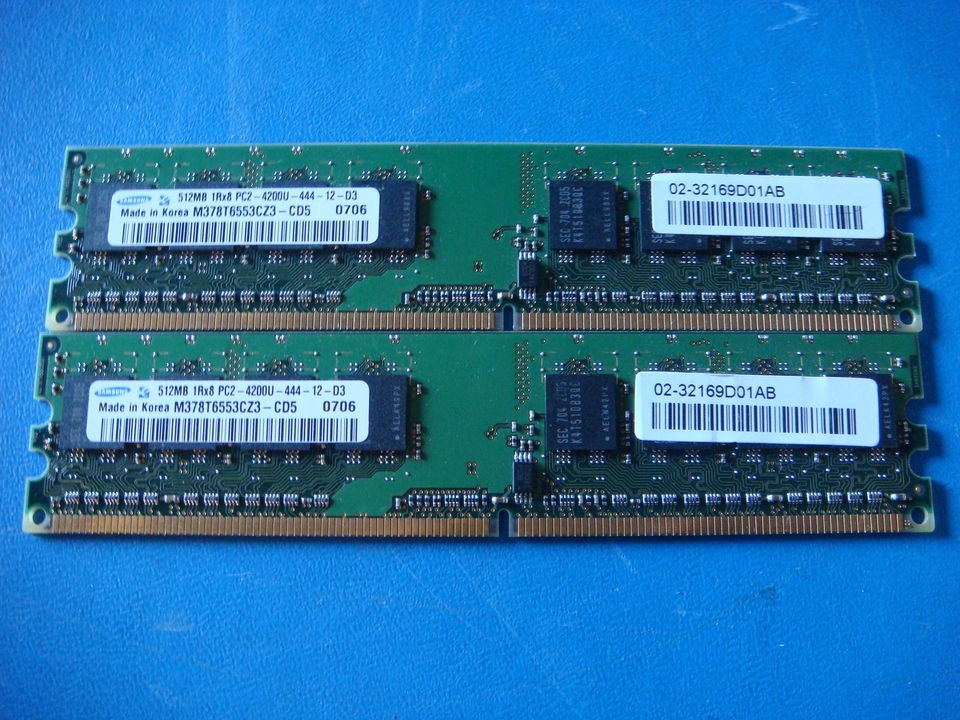 Samsung 1 GB (2 x 512 MB) DDR2, 533 MHz, 240 pin Non ECC, M378T6553CZ3 