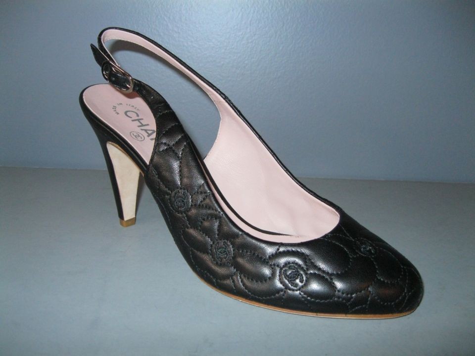   CHANEL NEW 39 SLINGBACK CAMELLIA QUILTED BLACK LEATHER PUMPS NIB