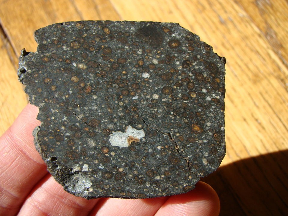 METEORITE  (New)   Fabulous   NWA 5401   CV3 From Africa   gram 