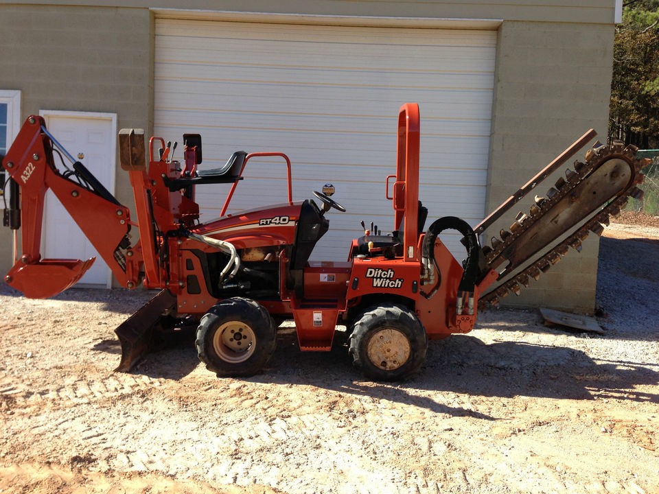   Construction  Heavy Equipment & Trailers  Trenchers   Riding