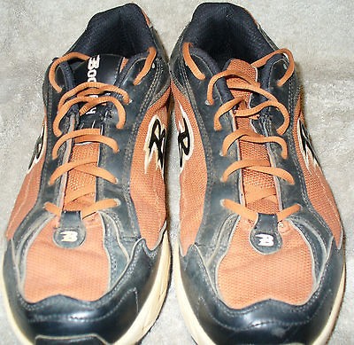 BOOMBAH TURF SHOES MENS SIZE 14 BLACK/TEXAS ORANGE