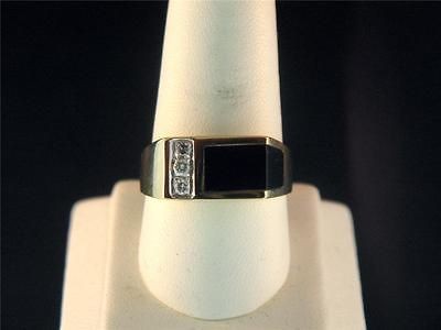 Gents 10k Yellow Gold Black Onyx & 3 Diamond Ring