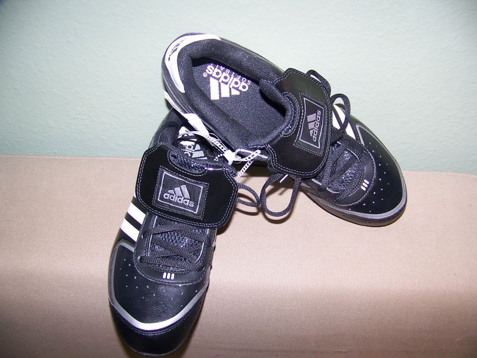 Adidas Womens Fastpitch Black Softball Metal Cleats MSRP $75   Choice 