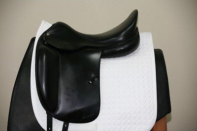 USED AMERIGO DEEP DRESSAGE 17.5 M BLACK SADDLE