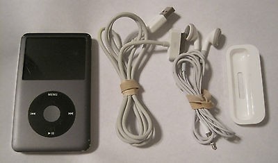 APPLE IPOD CLASSIC 7TH GENERATION   BLACK (160 GB) (LATEST MODEL 