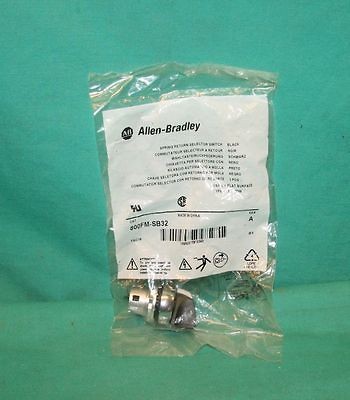 Allen Bradley 800FM SB32 Spring Return Selector Switch Black NEW