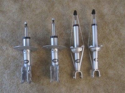 New Gas Lotek Struts/Shocks 95 04 Chevy Cavalier NOK seal