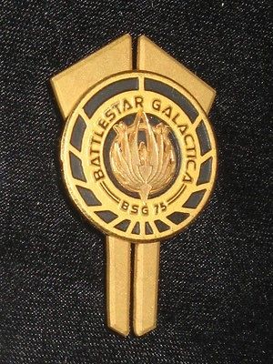 Authentic Screen Used Battlestar Galactica Dress Pin Prop   Propworx 