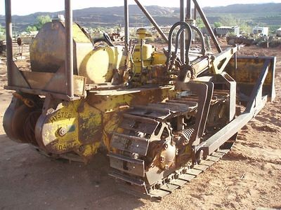 CATERPILLAR D4 DOZER WITH STRAIGHT DOZER WINCH