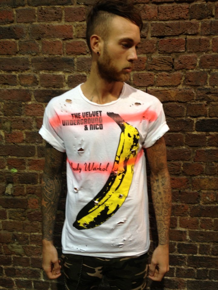 VELVET UNDERGROUND T SHIRT SPRAYPAINT STUDS RIPS BANANA NEON DAYGLO 