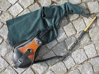 uilleann bagpipes in Bagpipes