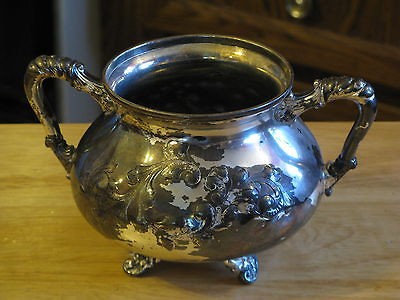 BARBOUR SILVER CO. SILVER QUADRUPLE 1006 ~~ SUGAR BOWL?? YOUR MISSING 