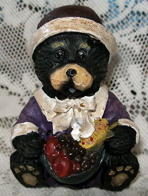 BLACK Northwood BEAR Thanksgiving Girl PILGRIM & Mixed FRUIT 4 Resin 