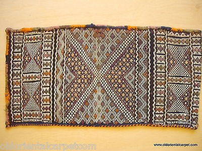 MOROCCAN BERBER PILLOW / CUSHION. It is unusual to find genuine 
