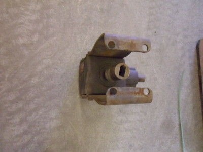 BROWNING 12MSB1 SN10 BEVEL GEAR BOX USED