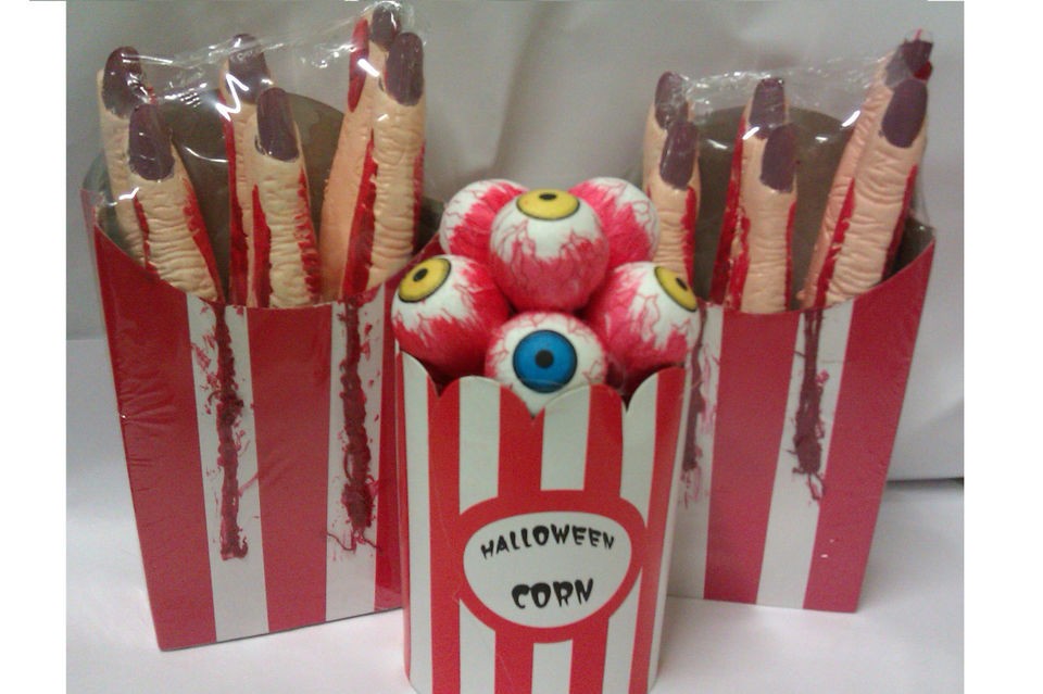   NEW HORROR BLOODY POPCORN BOX OF FAKE BODY PARTS PARTY PROP DECORATION