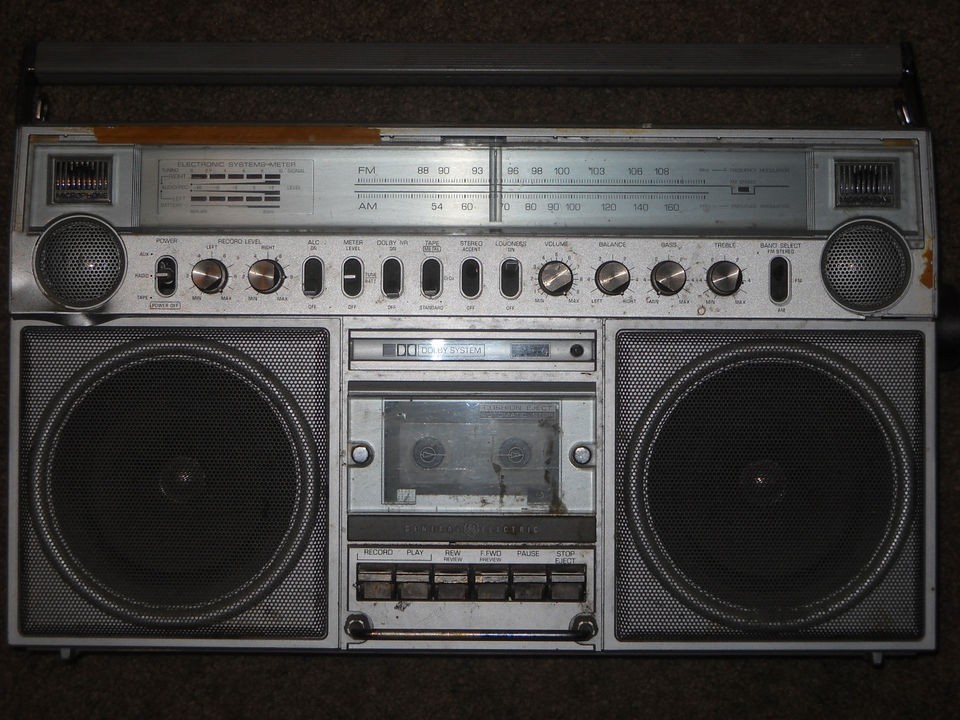 GE General Electric Boombox Ghetto Blaster Radio Cassette Player USED