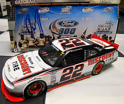 Brad Keselowski 1/24 Discount Tire Race Win Diecast With Autograph 