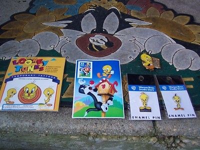 TWEETY BIRD 3 PINS 1987,88,89 TATTOOS 1992 POSTCARD 1997 VG CONDITION