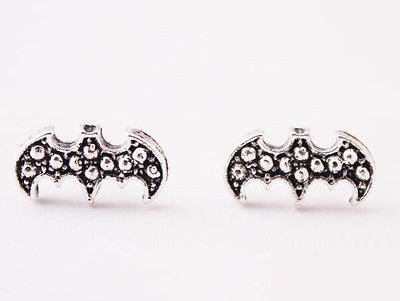 Newly listed E1255 Gothic/Punk Retro Ctue Antique silver Batman Stud 