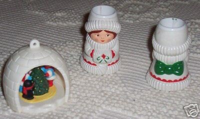 VINTAGE LOT/3 AVON CHRISTMAS DECOR CANDLE HOLDERS IGLOO