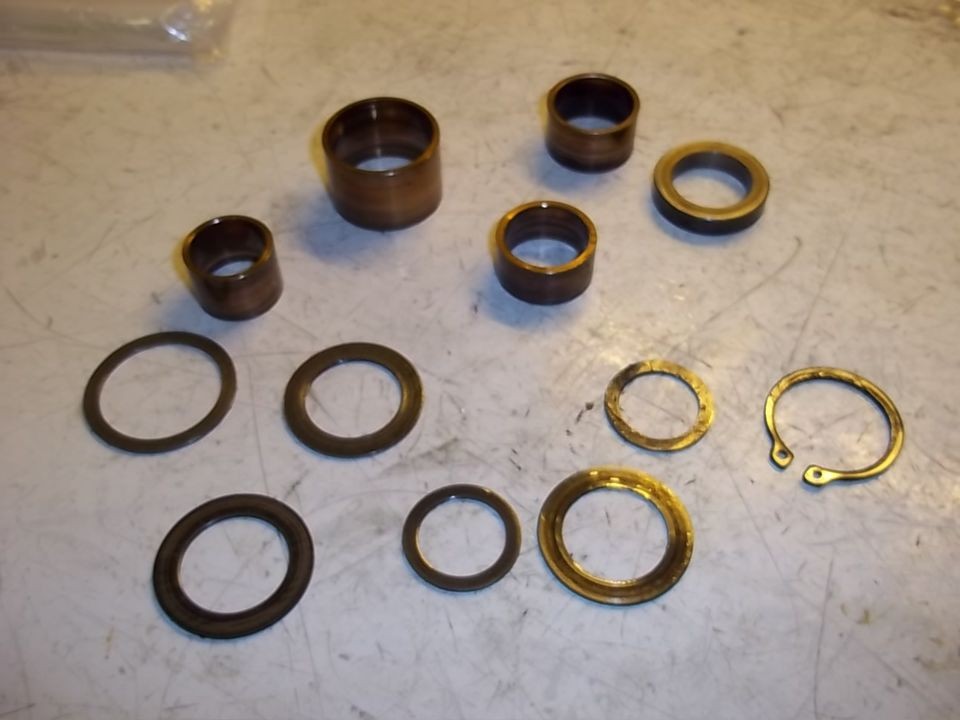 1972 HUSQVARNA CR250 MOTOCROSS TRANSMISSION HARDWARE