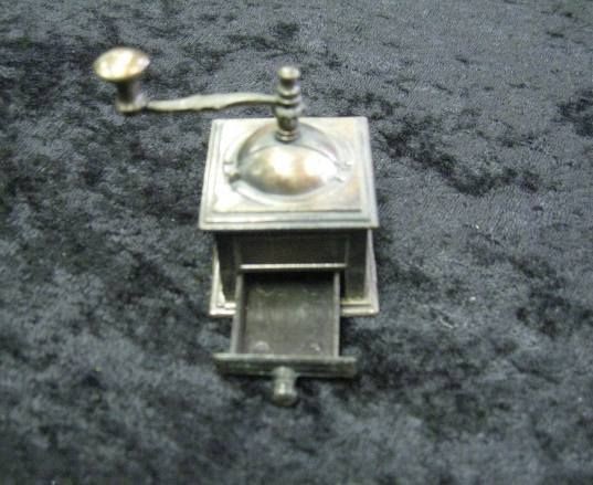 Lot of 5 Brass miniatures Durham Industries