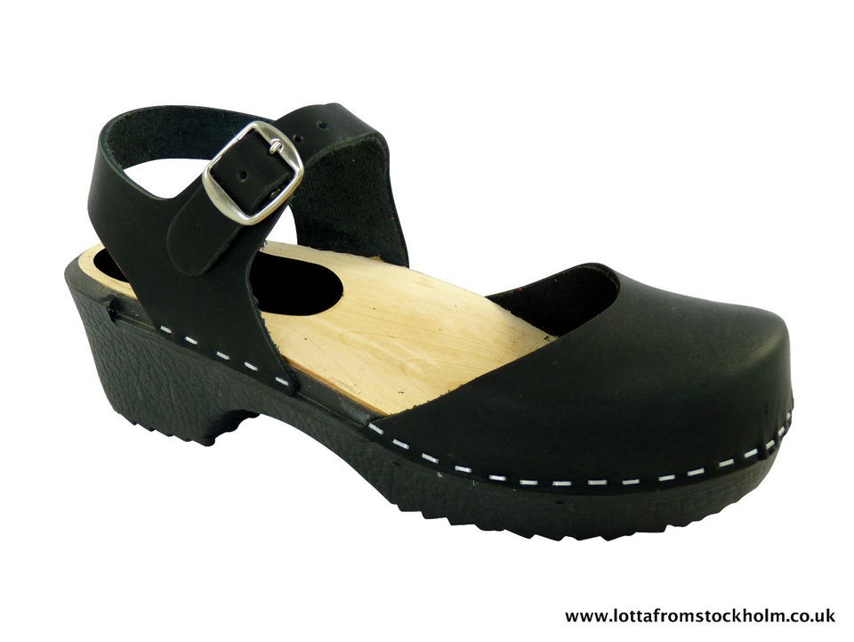 CLOGS Swedish Soft Sole Mary Jane Style Clogs