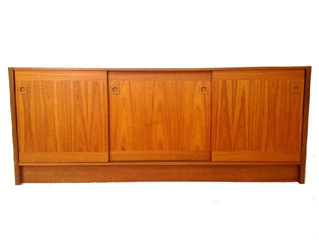   DANISH MODERN TEAK CLAUSEN MOBLER CREDENZA RESTORED HANS WEGNER ERA