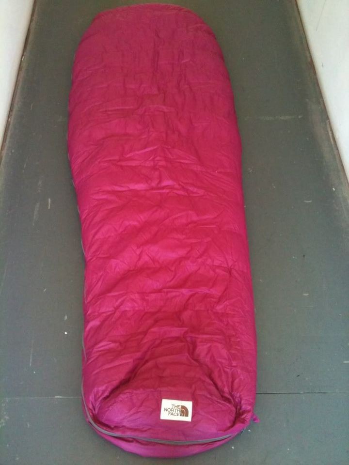 VTG NORTH FACE BROWN LABEL PURPLE MAGENTA DOWN FILL SLEEPING MUMMY BAG 