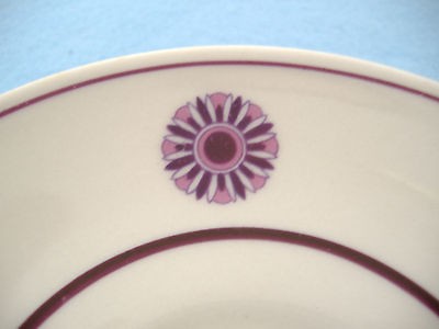 VINTAGE IVORY LAMBERTON SCAMMELL CHINA SAUCER DESSERT PLATE ESSEX 