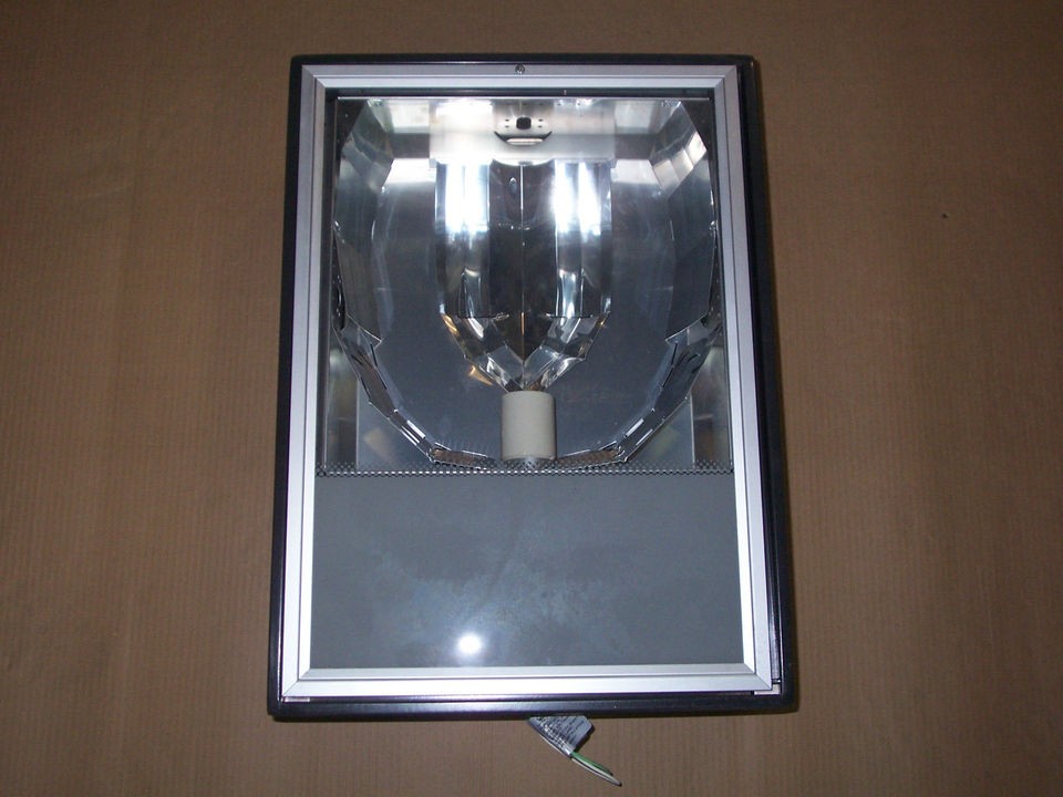 NEW KSF2 400w watt Lithonia High Pressure Sodium shoebox lamp