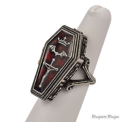 Alchemy Gothic Immortal Kist Poison Ring Size 10 3/4   Coffin 