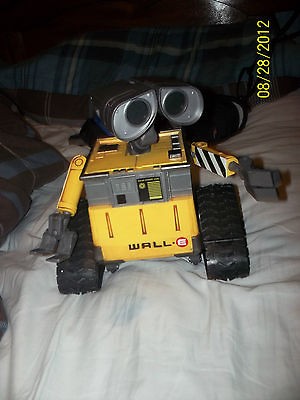 wall e remote control robot  300 00