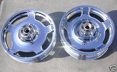   Glide / Road Glide Custom 2010 2013 Chrome wheels Rim Set Exchange