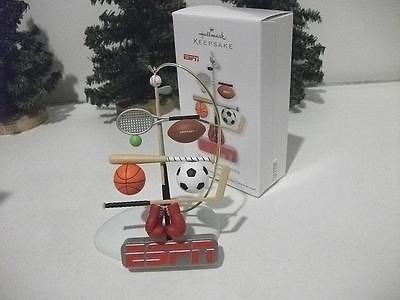 NIB 2011 HALLMARK KEEPSAKE ORNAMENT TREE MENDOUS SPORTS ESPN 