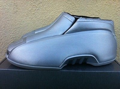 NEW ADIDAS KOBE 2 SILVER AUDI TT Sz. 6 MAMBA MVP THE KOBE I II III VI 