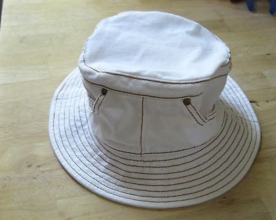 Wht.bucket hat by Mixit. No sz. tag. Med. brn. stitching/jeans pkt 