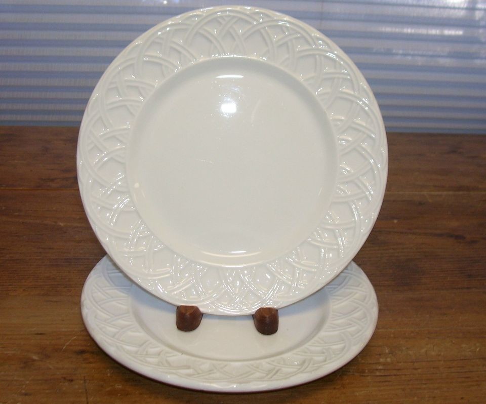 Pier One 1 Basket Relief Quadrifoglio White 2 Salad Plates Italy