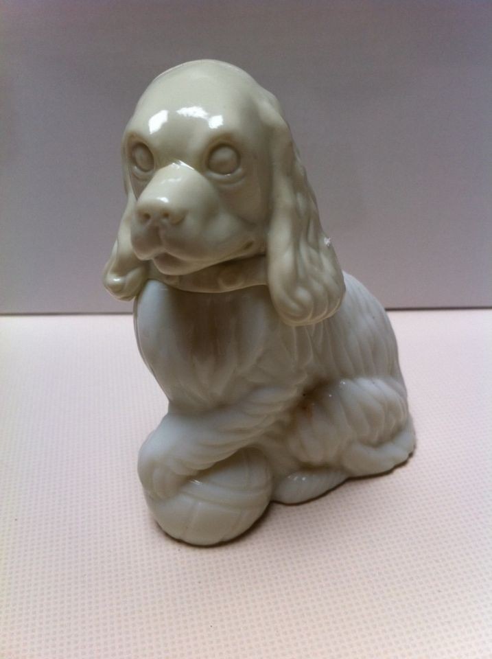 Lady Spaniel Perfume Bottle   AVON   In Original Box Milk Glass 40ml 