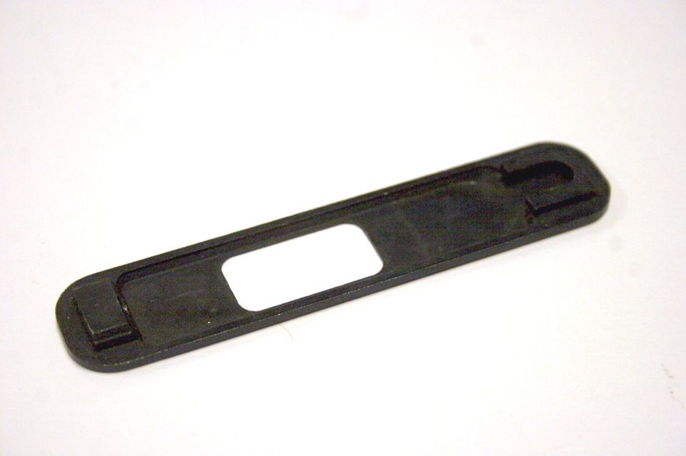 remington model 3200 12ga forend latch cover 