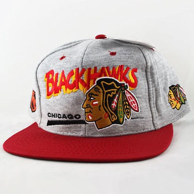 Chicago Blackhawks Snapback Hat Vintage Heather Cap Bulls script NEW