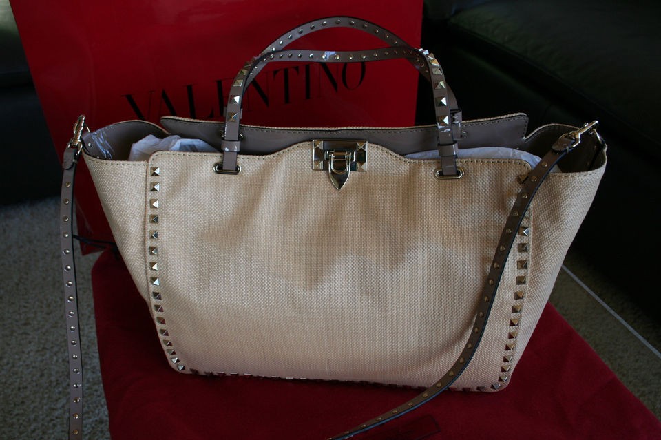 brand new authentic valentino rockstud straw bag