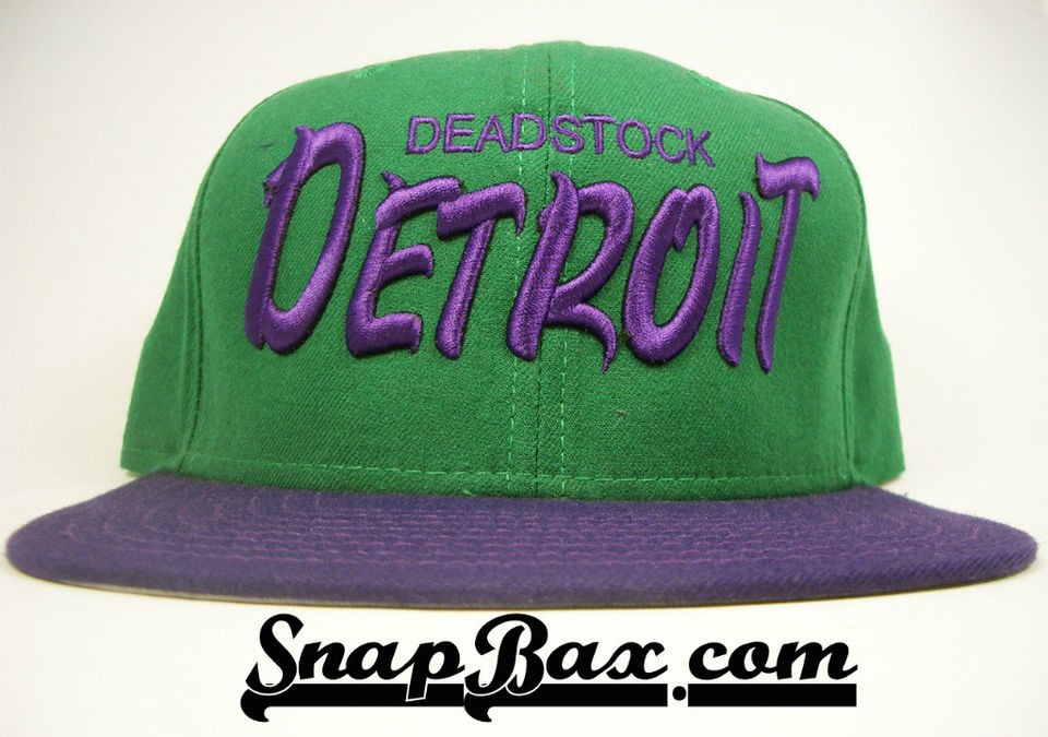   SCRIPT NEW ERA VINTAGE GREEN PURPLE SNAPBACK CAP HAT 3 D LOGO