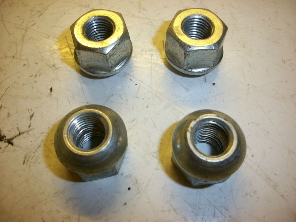 2000 honda trx450es left rear wheel lug nuts time left