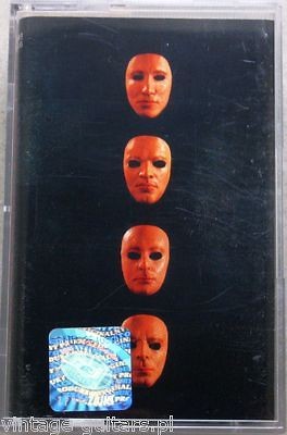 PINK FLOYD   THE WALL LIVE 1980 1981Brand NEW Double Set Box Cassette 