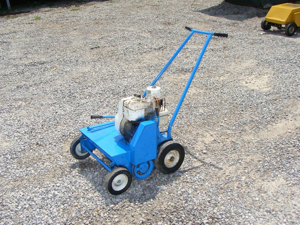 bluebird aerator in Yard, Garden & Outdoor Living