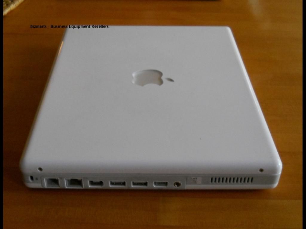 Apple iBook G4 A1054 M9426LL/A G4 1Ghz 768Mb 30Gb Superdrive