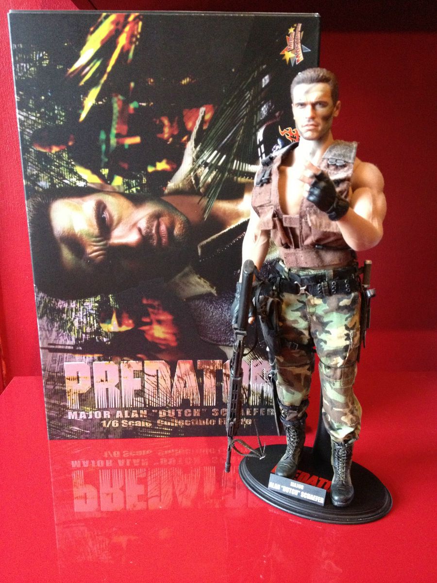 HOT TOYS PREDATOR MAJOR ALAN DUTCH SCHAEFER 1 6 SCALE FIGURE RARE 